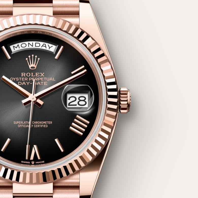 B- Rolex Day-Date 40 Oyster, 40 mm, Everose gold