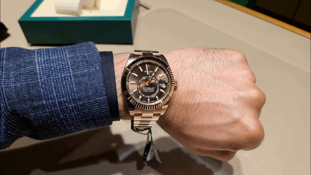 Rolex Sky – Dweller 42mm 18ct Everose Gold Chocolate Face