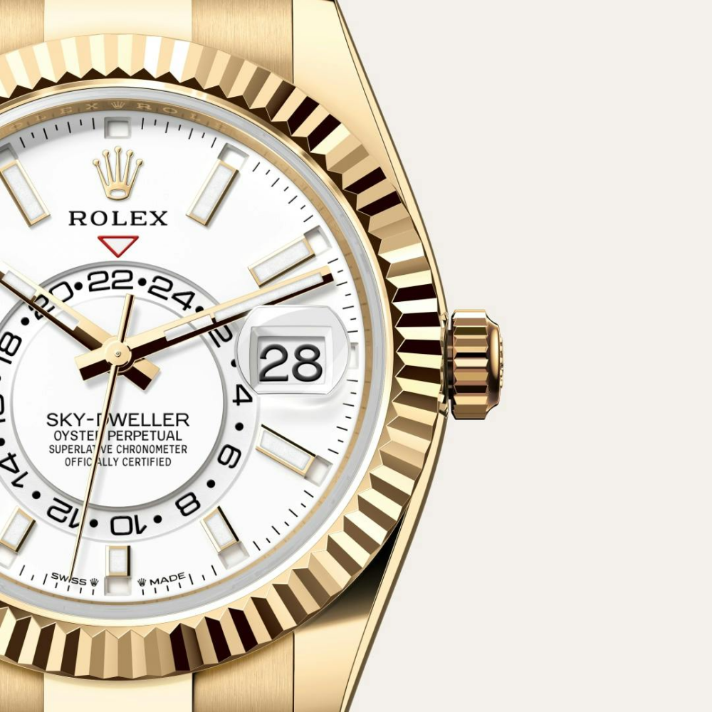 Rolex Sky-Dweller Oyster, 42 mm, yellow gold