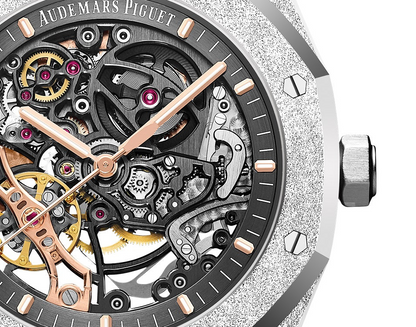 Royal Oak Frosted Gold Double Balance Wheel Openworked