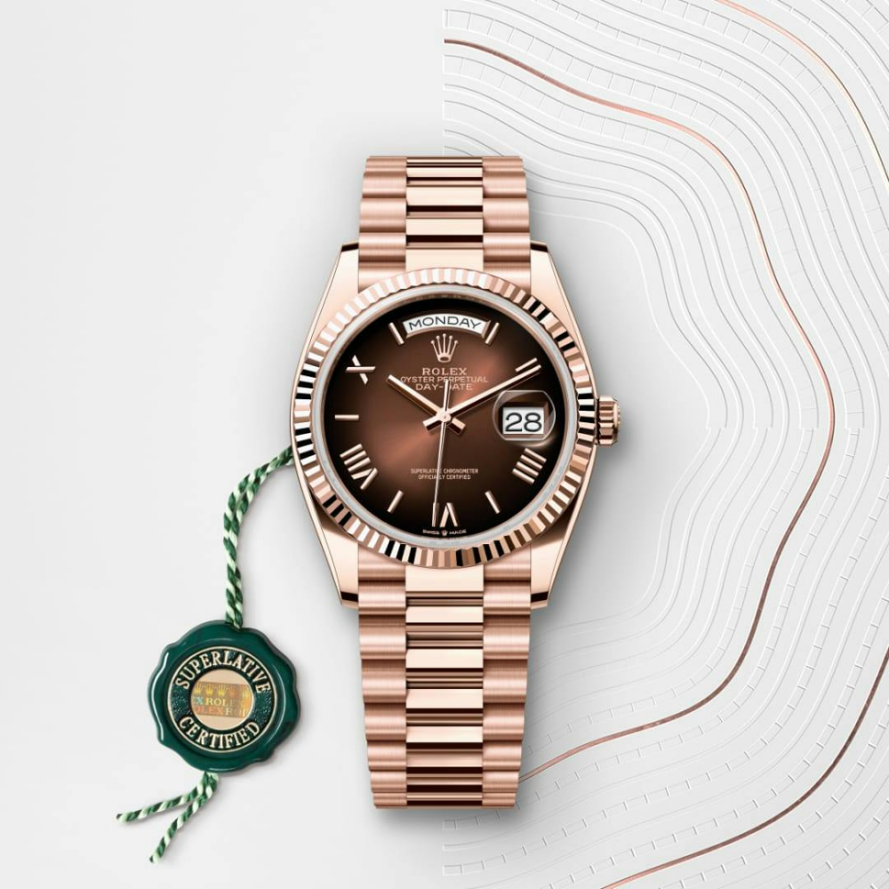 A- Rolex Day-Date 36 Oyster, 36 mm, Everose gold