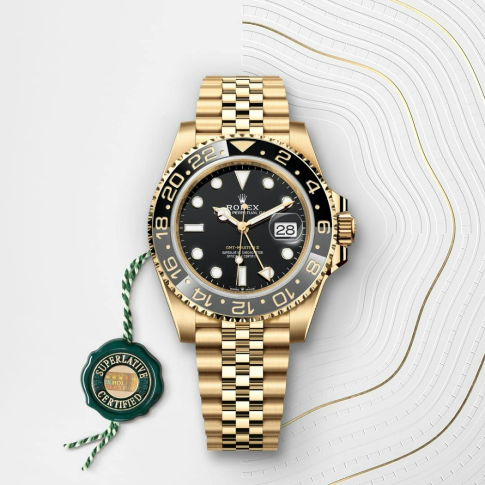 A -Rolex GMT-Master II Oyster, 40 mm, yellow gold
