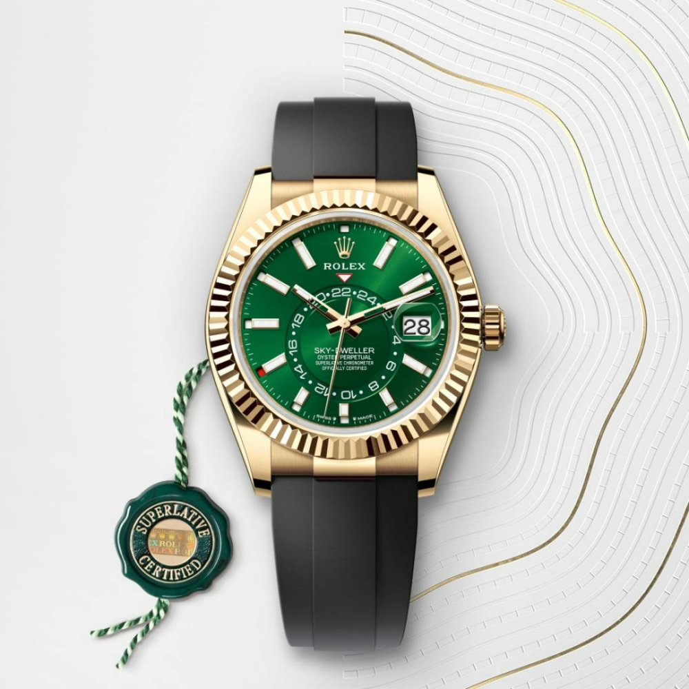 Rolex Sky-Dweller Oyster, 42 mm, yellow gold