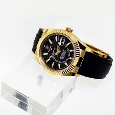 Rolex Sky-Dweller Oysterflex, 18K Yellow Gold, Black Index Dial 42 mm