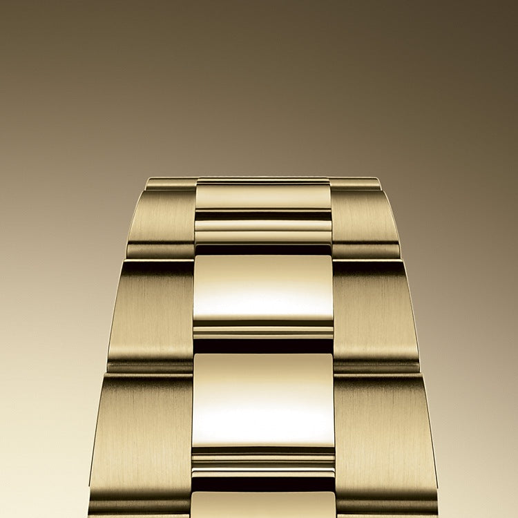 Rolex Sky-Dweller, 42mm, 18k Yellow Gold