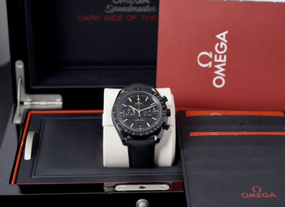 Speedmaster Dark Side of the Moon 44.25 mm, black ceramic on coated nylon fabric strap