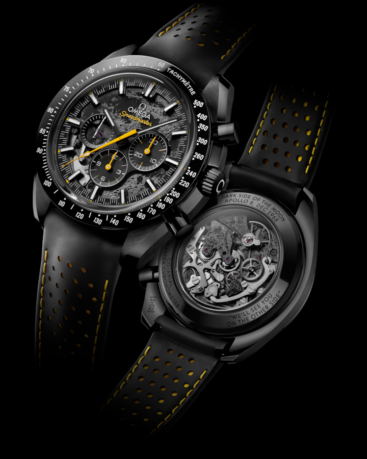 Speedmaster Dark Side of the Moon 44.25 mm, black ceramic on rubber strap