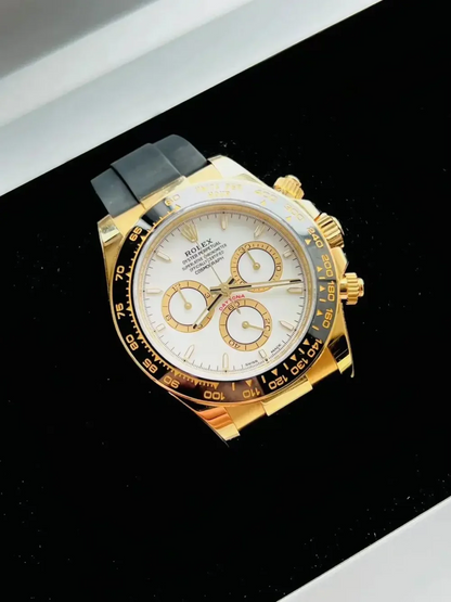 Rolex Cosmograph Daytona Yellow Gold White Dial with Oysterflex Bracelet