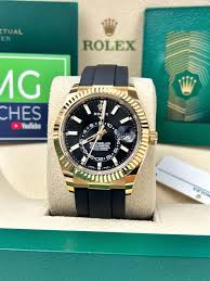 Rolex Sky-Dweller Oysterflex, 18K Yellow Gold, Black Index Dial 42 mm