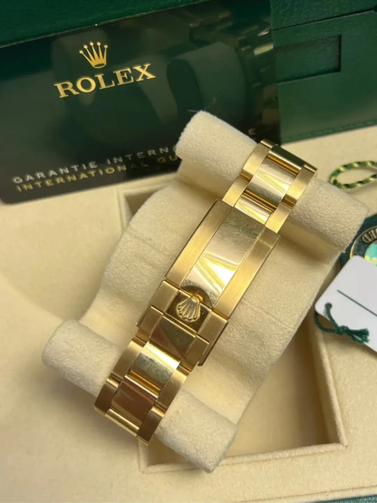 Rolex Cosmograph Daytona Yellow Gold Champagne Dial