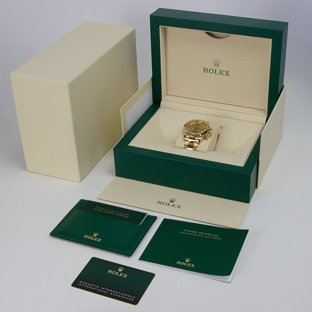 Rolex Oyster Perpetual Cosmograph Daytona 18kt Yellow Gold