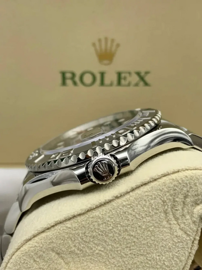 The Oyster Perpetual Yacht-Master 40 in platinum and Oystersteel with an Oyster bracelet