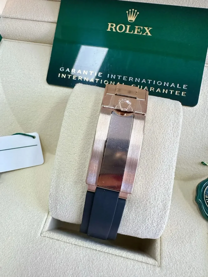 Rolex Cosmograph Daytona Everose Gold Black & Sundust Diamond Dial