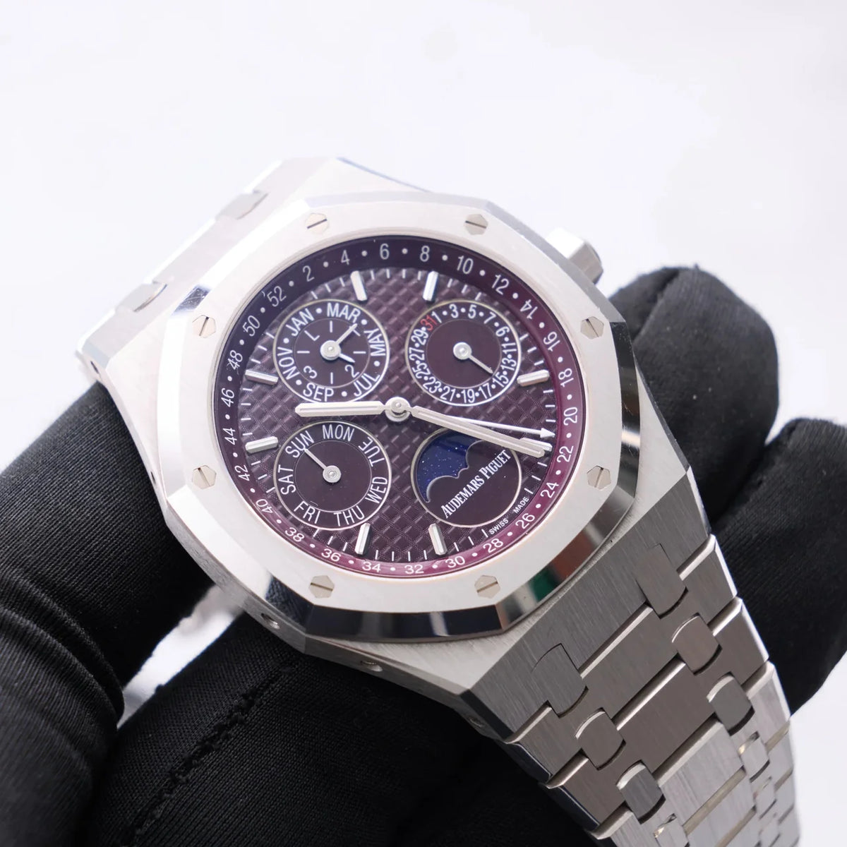 Royal Oak Perpetual Calendar SPECIAL EDITION 41mm Royal Oak Burgundy Dial 26574BC.OO.1220BC.01