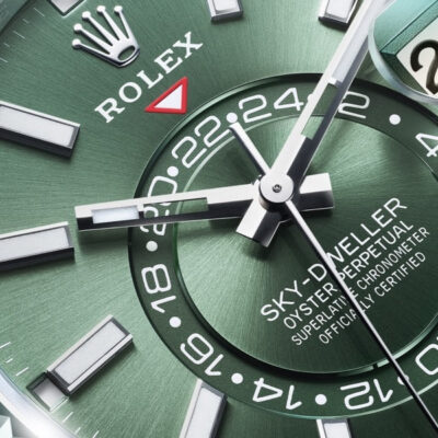 Sky-Dweller, 42mm, Oystersteel and 18k White Gold, Green, Jubilee