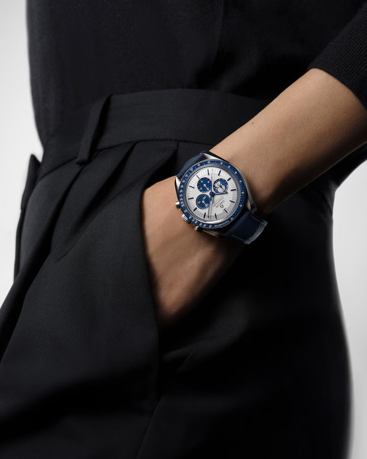 Speedmaster Anniversary Series 42 mm, steel on coated nylon fabric strap